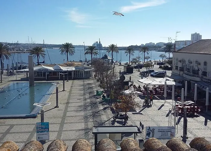 Casa de hóspedes Residencial Arabi 3*