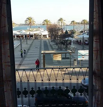 Residencial Arabi ゲストハウス 3*